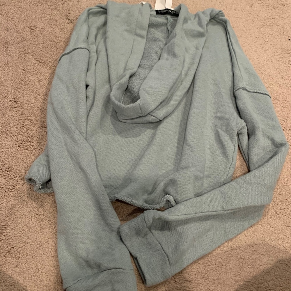 Cropped Sweatshirt - Picture 4 of 4